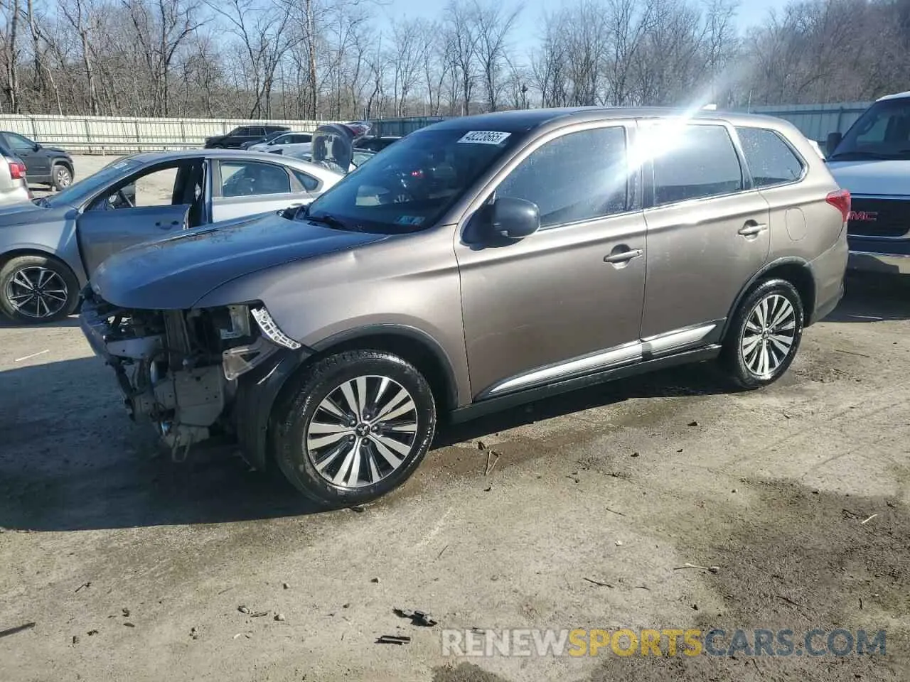 1 Photograph of a damaged car JA4AD2A39KZ009043 MITSUBISHI OUTLANDER 2019