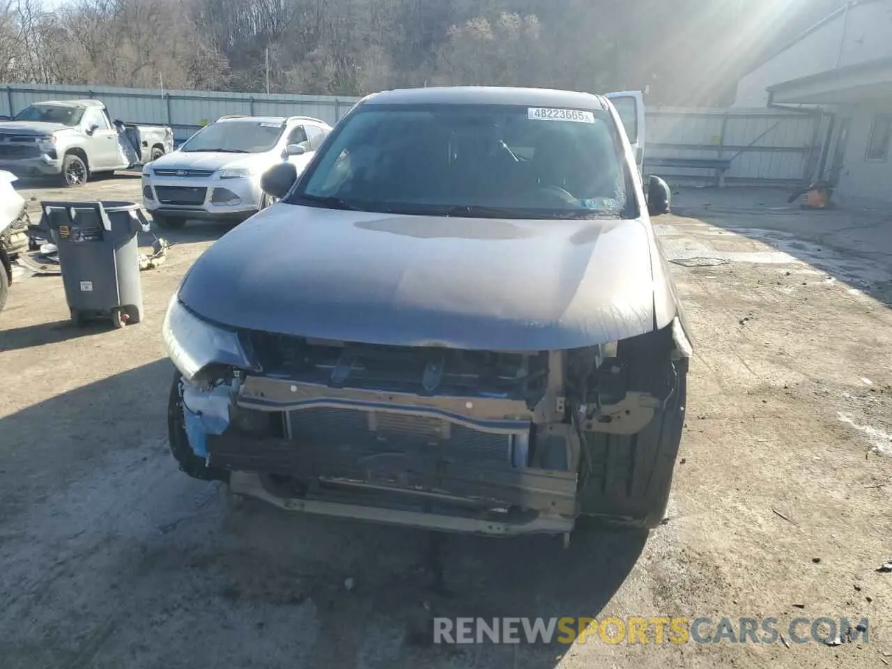 5 Photograph of a damaged car JA4AD2A39KZ009043 MITSUBISHI OUTLANDER 2019