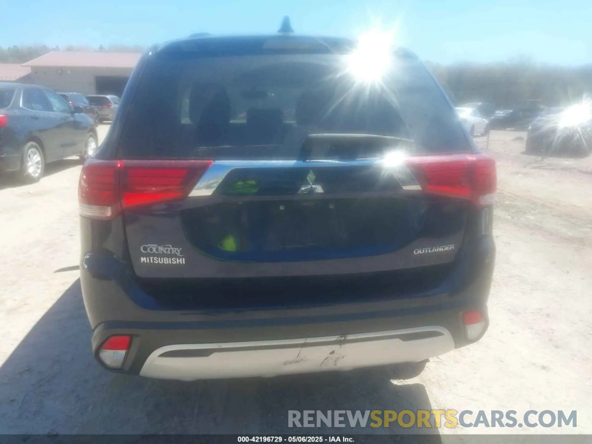 16 Photograph of a damaged car JA4AD2A3XKZ038437 MITSUBISHI OUTLANDER 2019