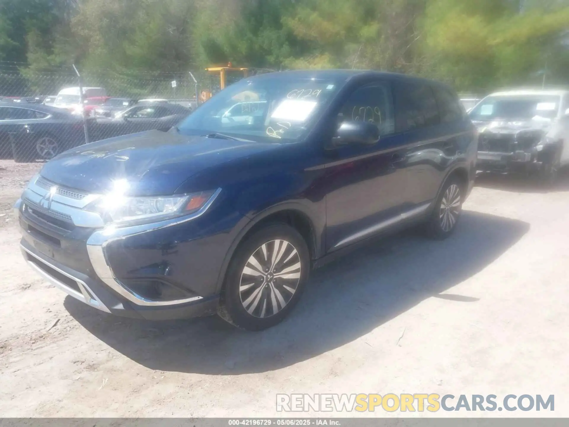 2 Photograph of a damaged car JA4AD2A3XKZ038437 MITSUBISHI OUTLANDER 2019