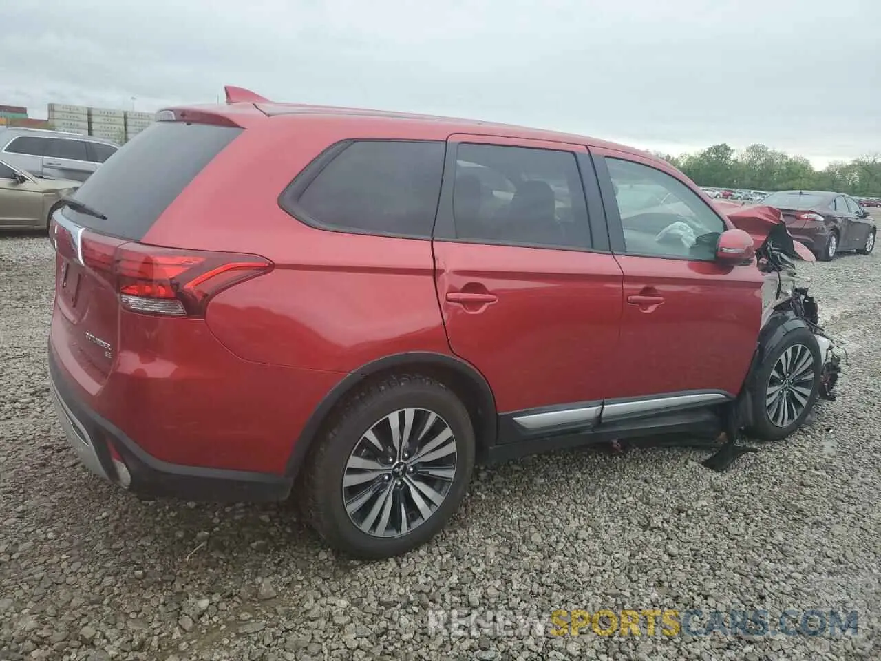 3 Photograph of a damaged car JA4AD3A30KZ003041 MITSUBISHI OUTLANDER 2019