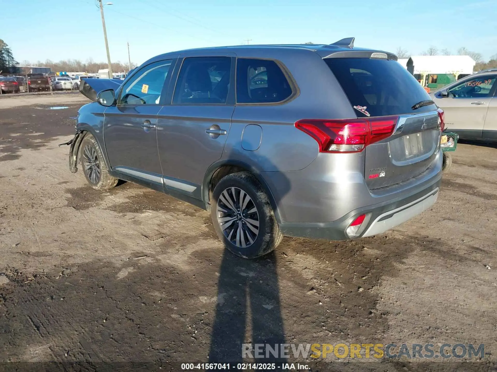 3 Photograph of a damaged car JA4AD3A30KZ020728 MITSUBISHI OUTLANDER 2019