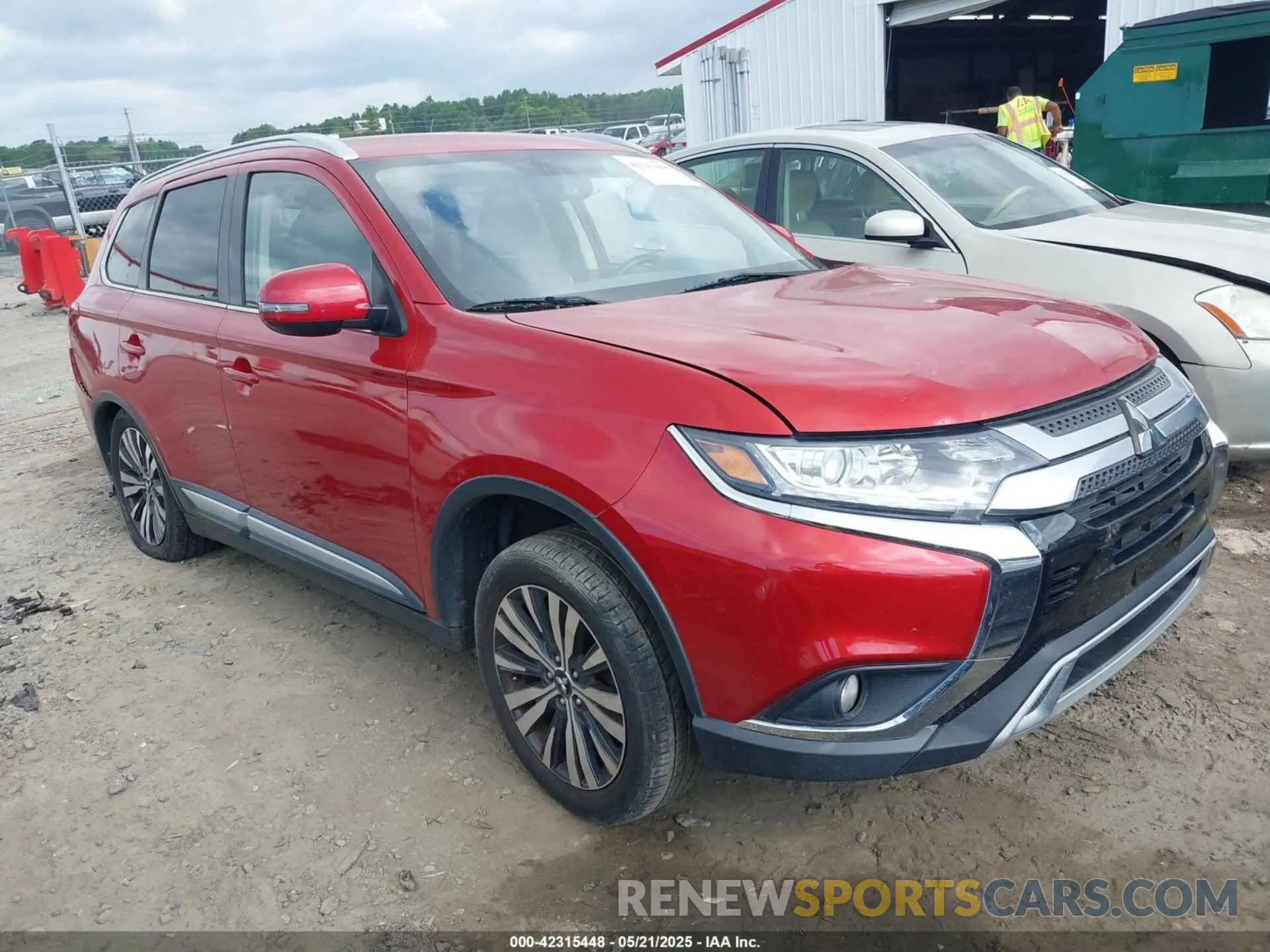 1 Photograph of a damaged car JA4AD3A30KZ033978 MITSUBISHI OUTLANDER 2019