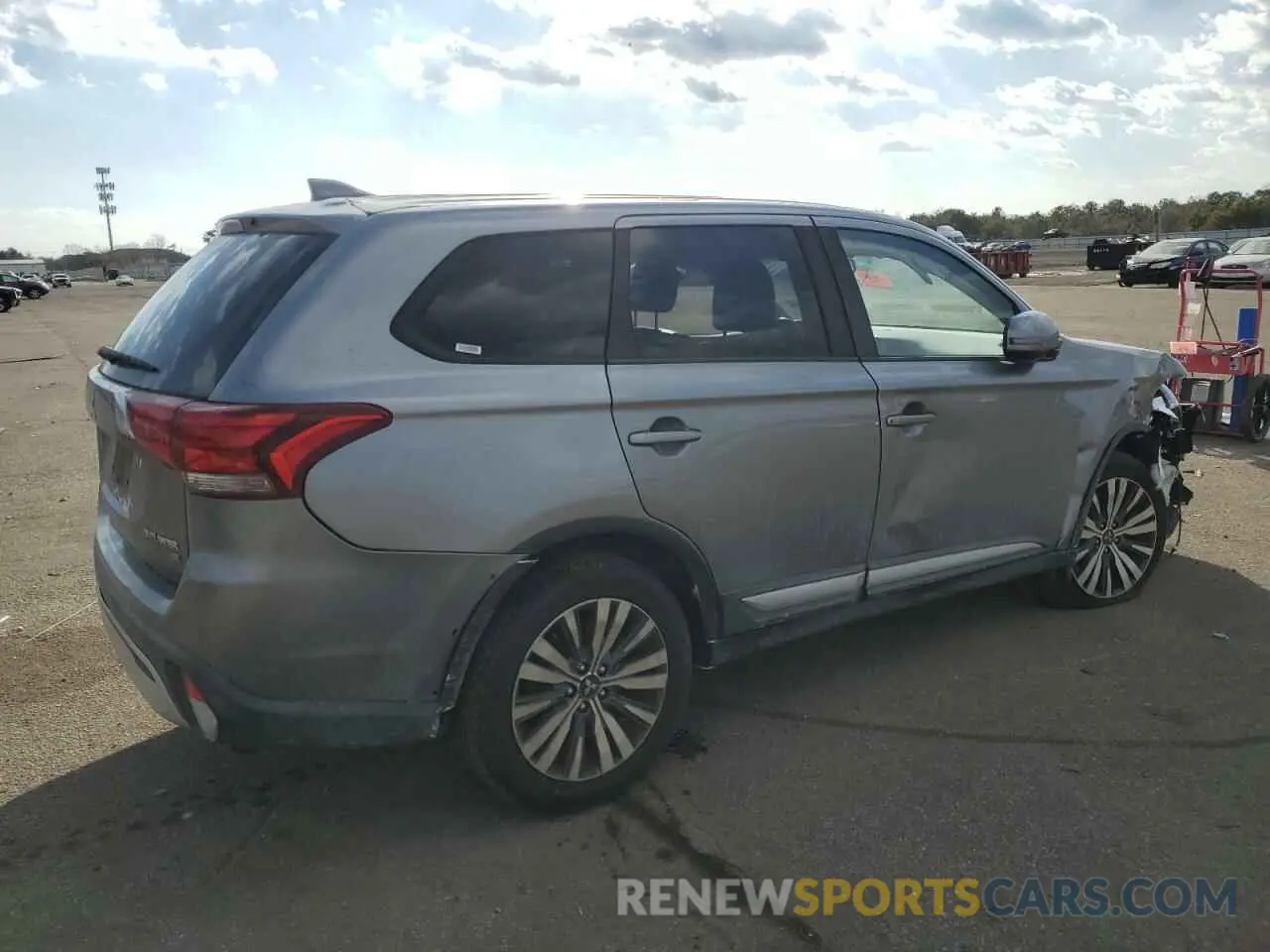 3 Photograph of a damaged car JA4AD3A30KZ035651 MITSUBISHI OUTLANDER 2019