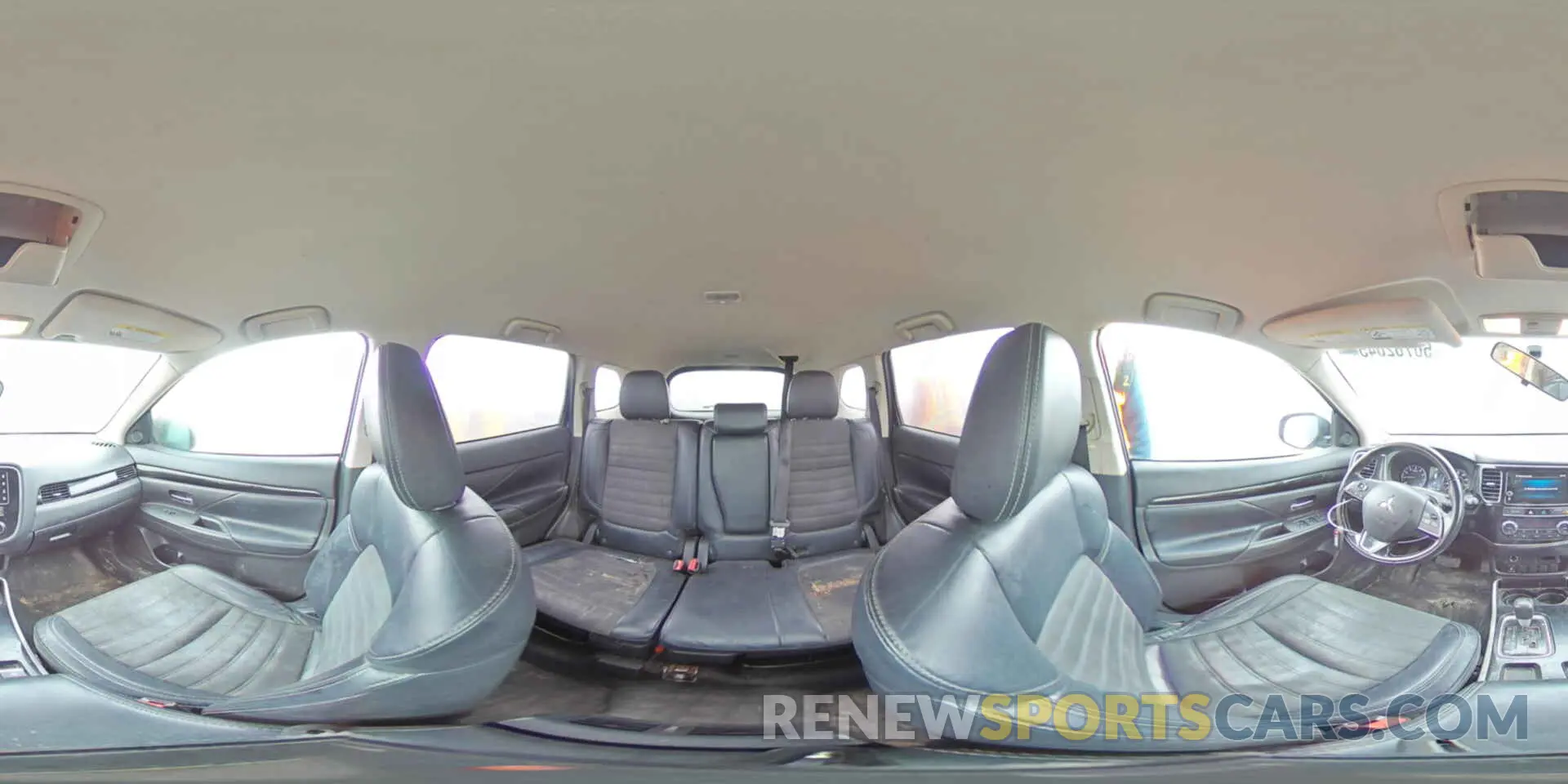 14 Photograph of a damaged car JA4AD3A30KZ042535 MITSUBISHI OUTLANDER 2019