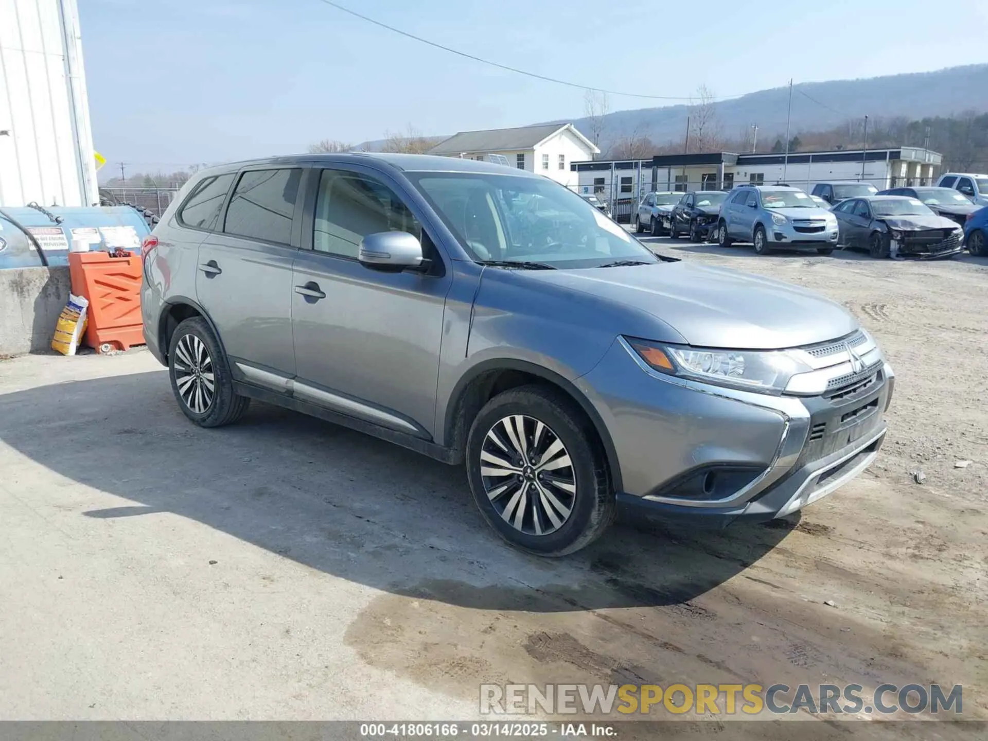 1 Photograph of a damaged car JA4AD3A30KZ043670 MITSUBISHI OUTLANDER 2019