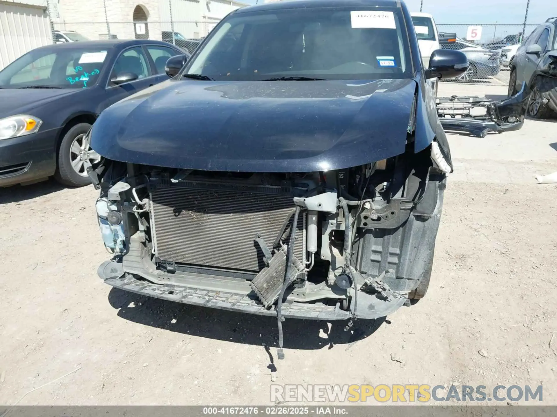6 Photograph of a damaged car JA4AD3A30KZ052529 MITSUBISHI OUTLANDER 2019