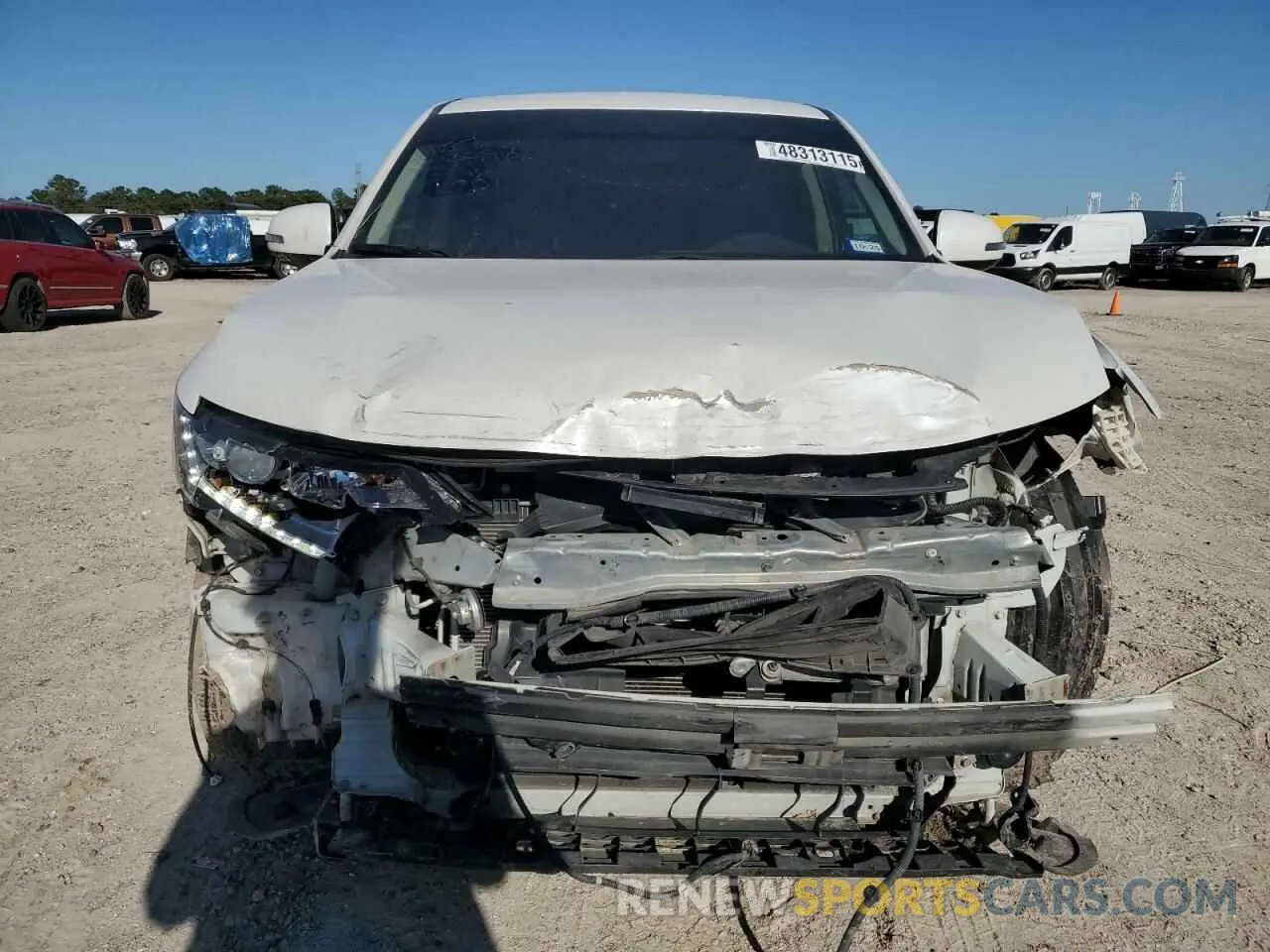 5 Photograph of a damaged car JA4AD3A30KZ055897 MITSUBISHI OUTLANDER 2019