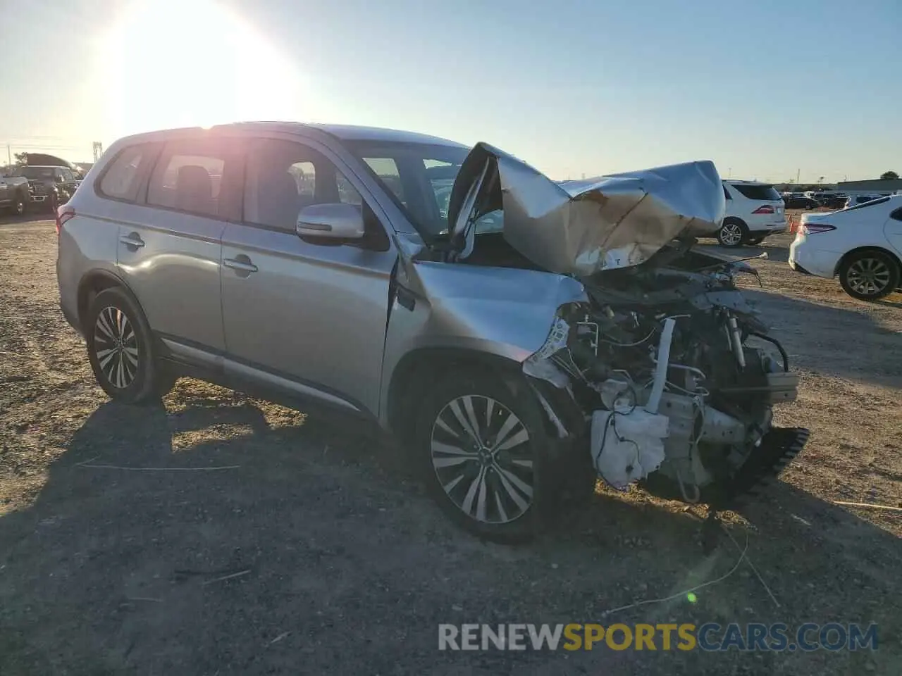 4 Photograph of a damaged car JA4AD3A31KZ013755 MITSUBISHI OUTLANDER 2019