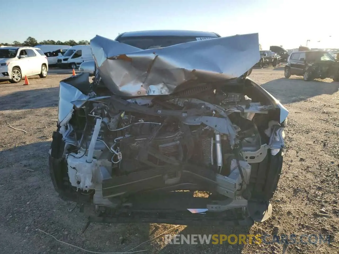 5 Photograph of a damaged car JA4AD3A31KZ013755 MITSUBISHI OUTLANDER 2019
