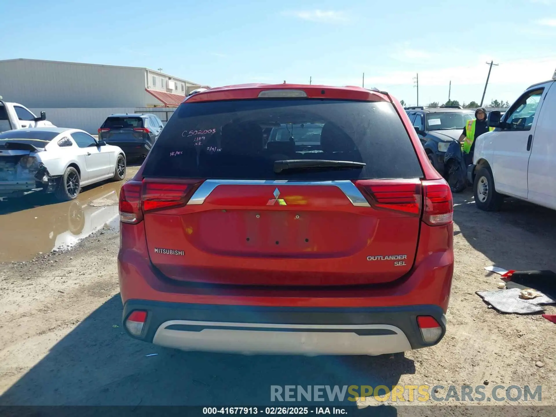 16 Photograph of a damaged car JA4AD3A31KZ021189 MITSUBISHI OUTLANDER 2019