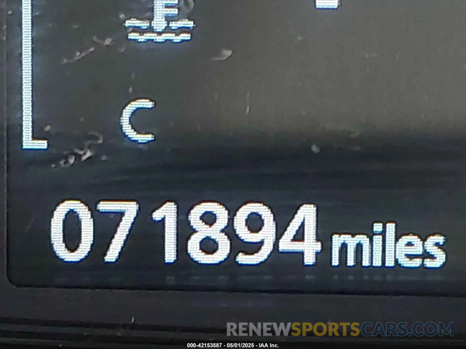 16 Photograph of a damaged car JA4AD3A32KZ006829 MITSUBISHI OUTLANDER 2019