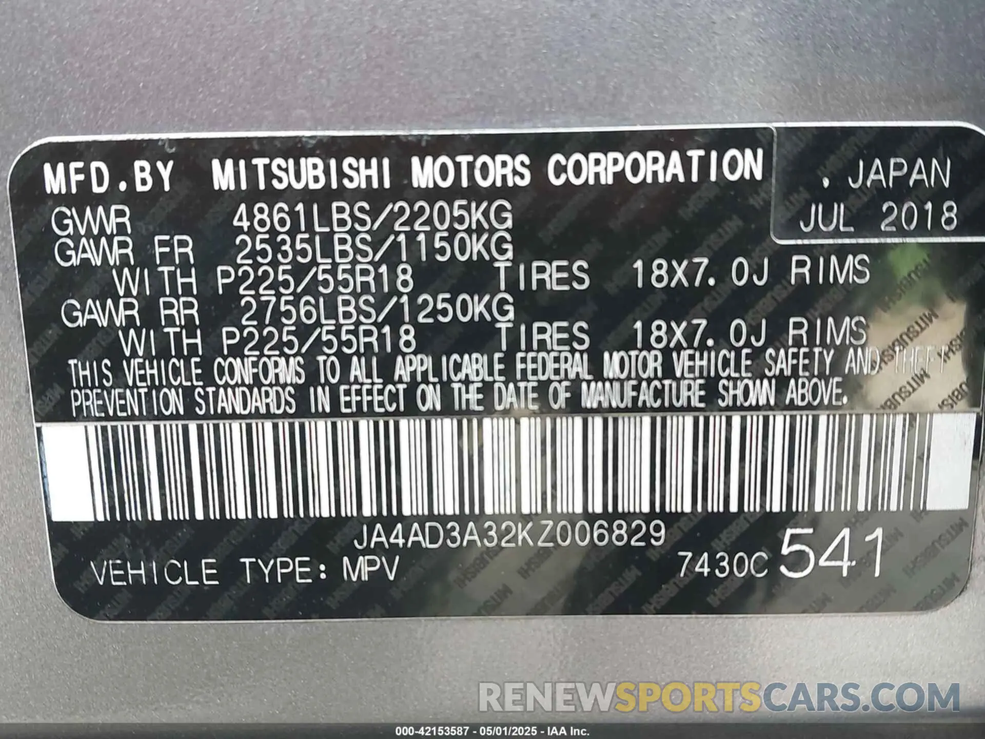 9 Photograph of a damaged car JA4AD3A32KZ006829 MITSUBISHI OUTLANDER 2019