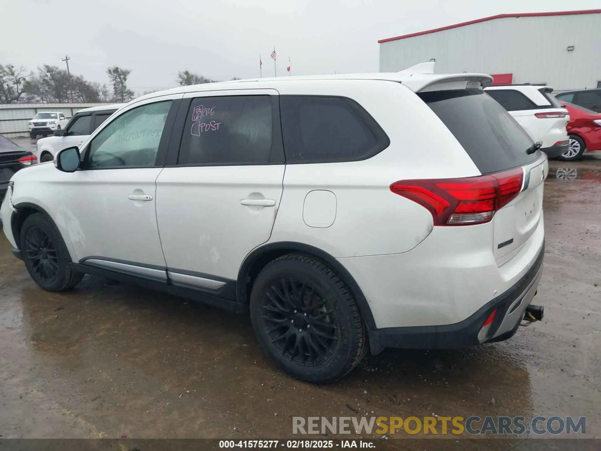 15 Photograph of a damaged car JA4AD3A32KZ007270 MITSUBISHI OUTLANDER 2019