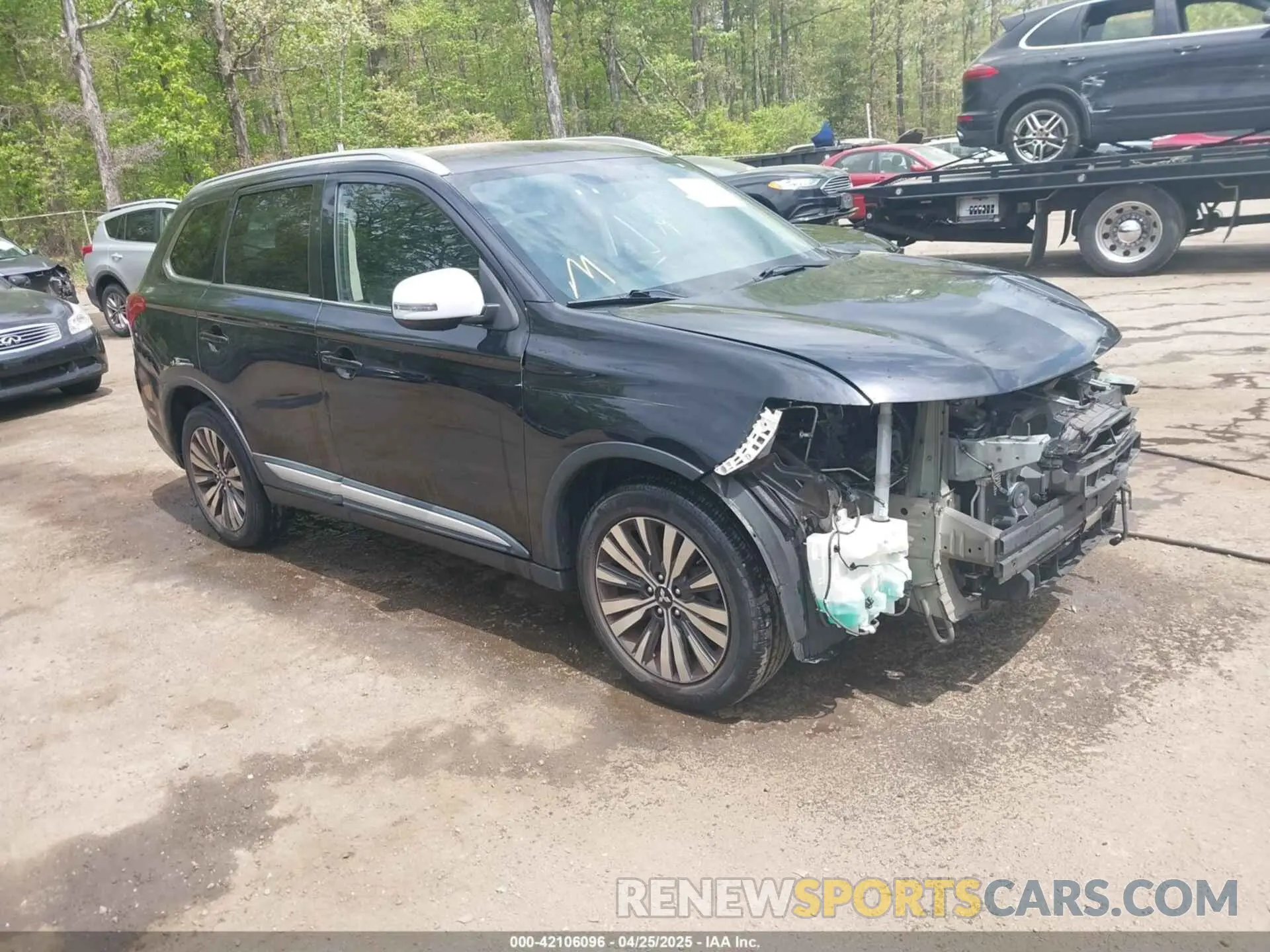 1 Photograph of a damaged car JA4AD3A32KZ014039 MITSUBISHI OUTLANDER 2019