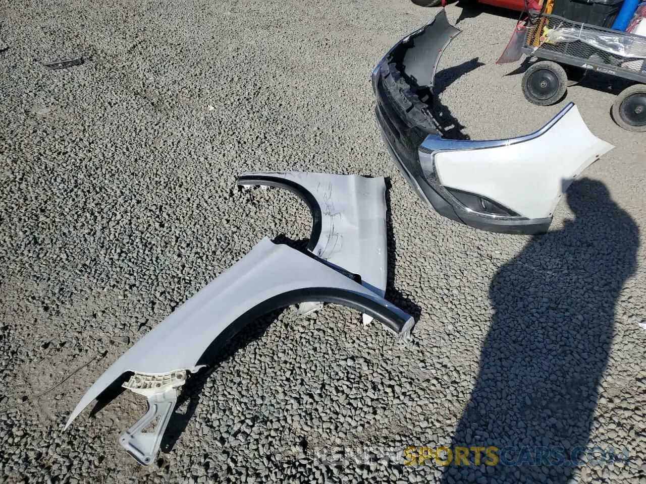 13 Photograph of a damaged car JA4AD3A32KZ015191 MITSUBISHI OUTLANDER 2019