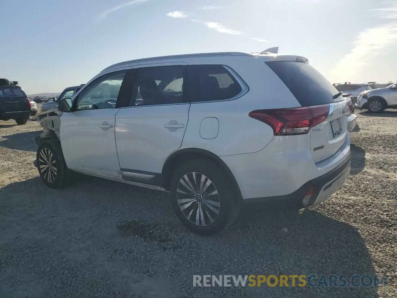 2 Photograph of a damaged car JA4AD3A32KZ015191 MITSUBISHI OUTLANDER 2019