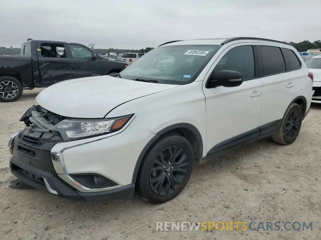 1 Photograph of a damaged car JA4AD3A32KZ030595 MITSUBISHI OUTLANDER 2019