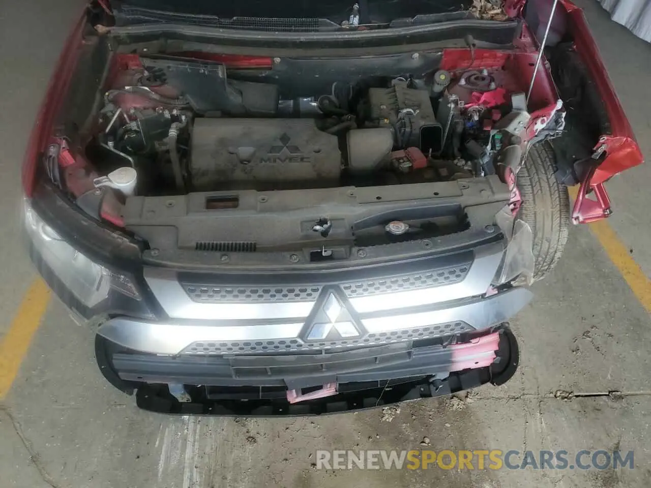 12 Photograph of a damaged car JA4AD3A32KZ043198 MITSUBISHI OUTLANDER 2019