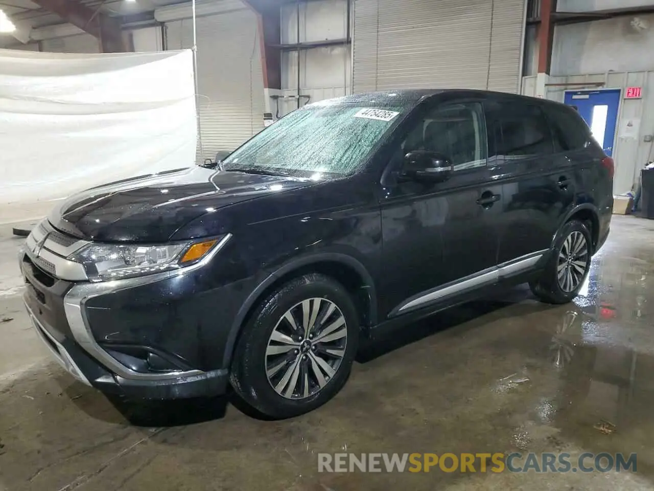 1 Photograph of a damaged car JA4AD3A32KZ052287 MITSUBISHI OUTLANDER 2019