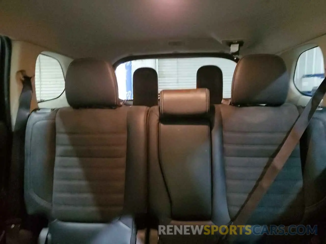 10 Photograph of a damaged car JA4AD3A32KZ052287 MITSUBISHI OUTLANDER 2019