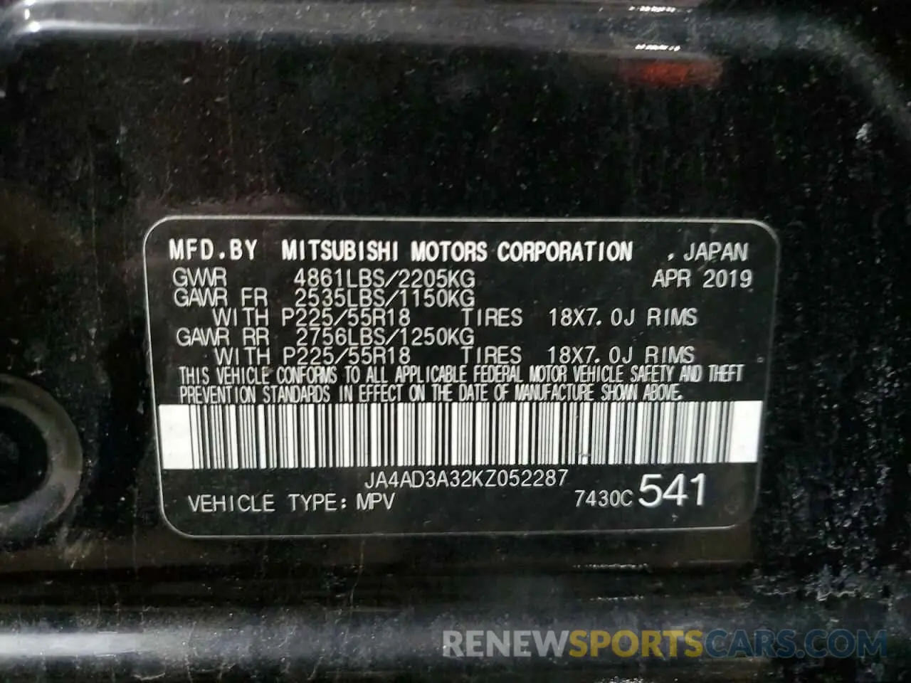 13 Photograph of a damaged car JA4AD3A32KZ052287 MITSUBISHI OUTLANDER 2019