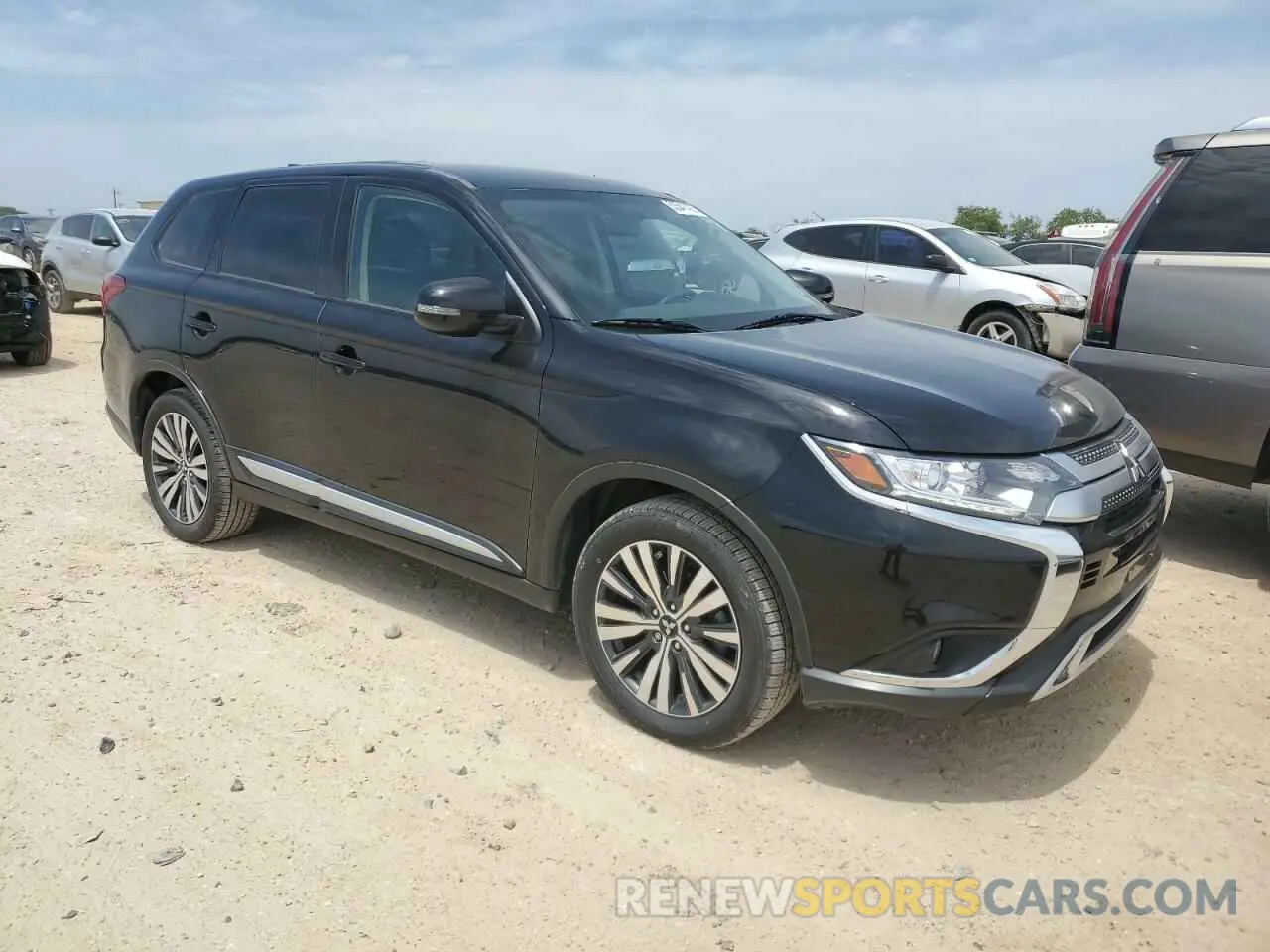 4 Photograph of a damaged car JA4AD3A32KZ054976 MITSUBISHI OUTLANDER 2019