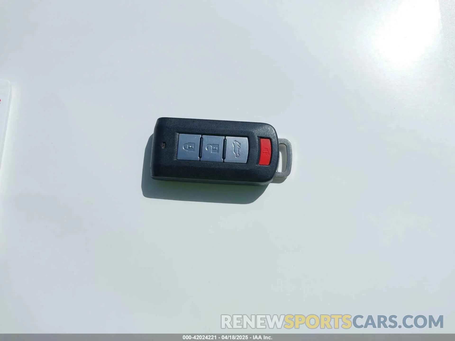 11 Photograph of a damaged car JA4AD3A33KZ007729 MITSUBISHI OUTLANDER 2019