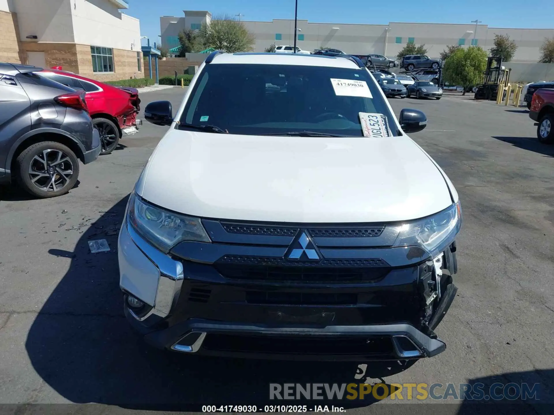 12 Photograph of a damaged car JA4AD3A33KZ030220 MITSUBISHI OUTLANDER 2019