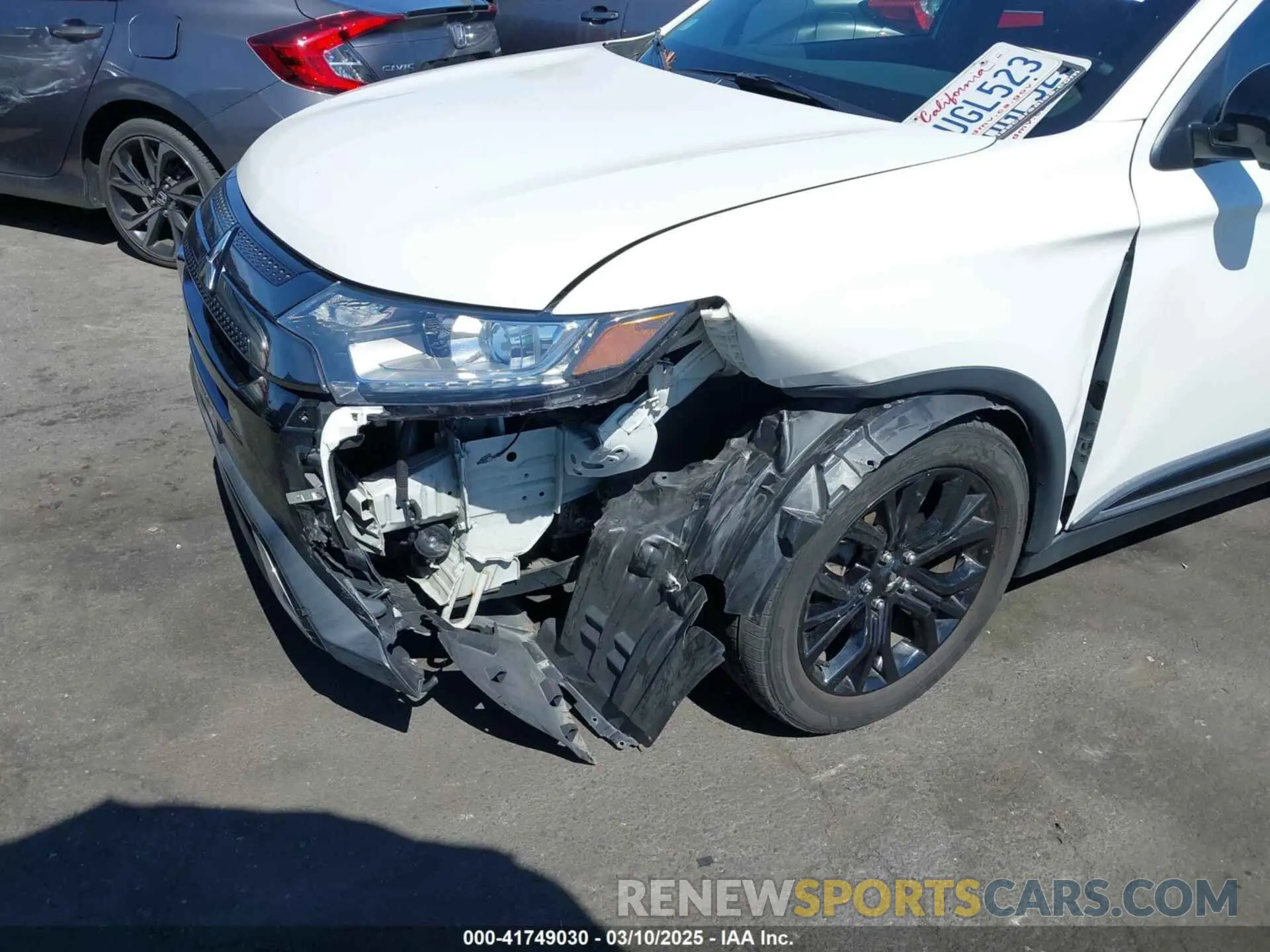 6 Photograph of a damaged car JA4AD3A33KZ030220 MITSUBISHI OUTLANDER 2019
