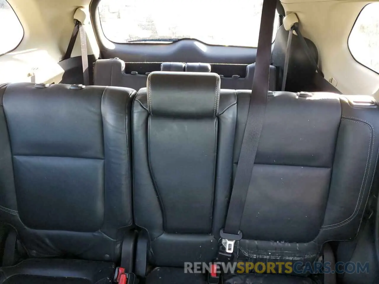 10 Photograph of a damaged car JA4AD3A34KJ000691 MITSUBISHI OUTLANDER 2019