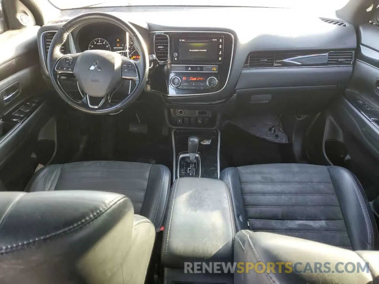 8 Photograph of a damaged car JA4AD3A34KZ031229 MITSUBISHI OUTLANDER 2019