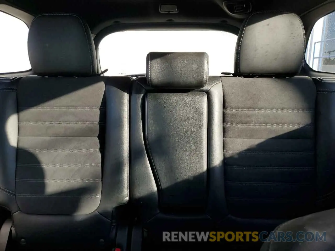 10 Photograph of a damaged car JA4AD3A34KZ038777 MITSUBISHI OUTLANDER 2019