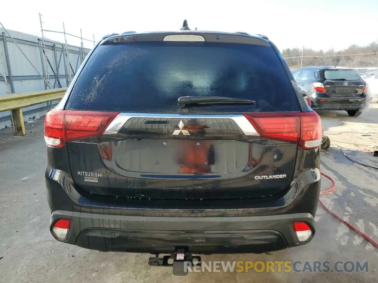 6 Photograph of a damaged car JA4AD3A34KZ038777 MITSUBISHI OUTLANDER 2019