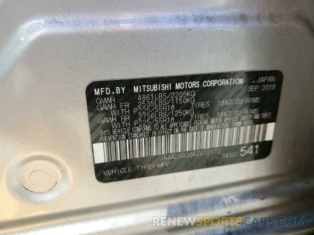 13 Photograph of a damaged car JA4AD3A35KZ012172 MITSUBISHI OUTLANDER 2019