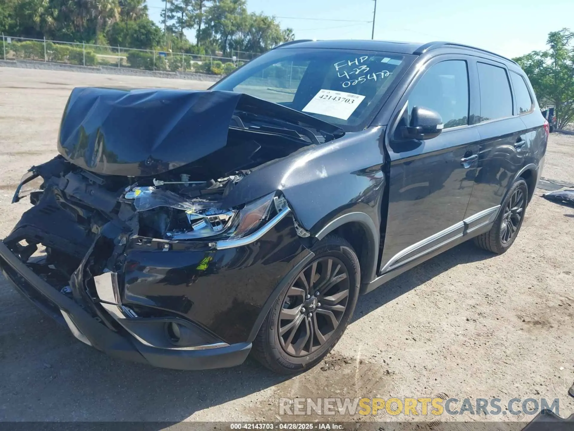 2 Photograph of a damaged car JA4AD3A35KZ025472 MITSUBISHI OUTLANDER 2019