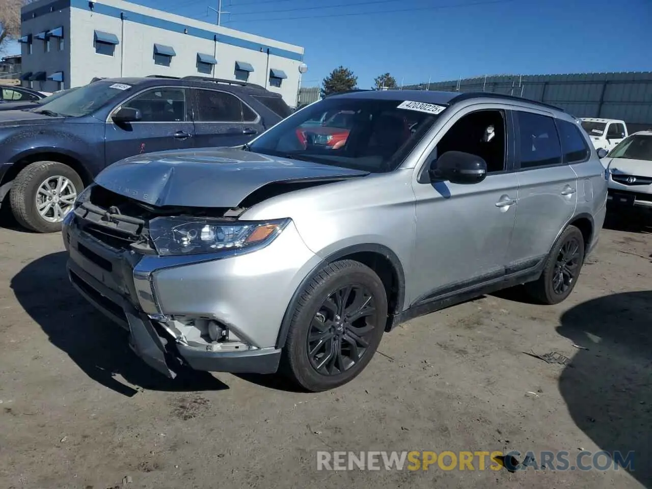 1 Photograph of a damaged car JA4AD3A35KZ025875 MITSUBISHI OUTLANDER 2019