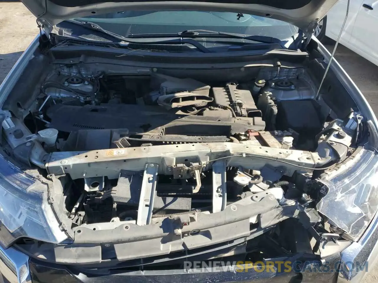 11 Photograph of a damaged car JA4AD3A35KZ025875 MITSUBISHI OUTLANDER 2019