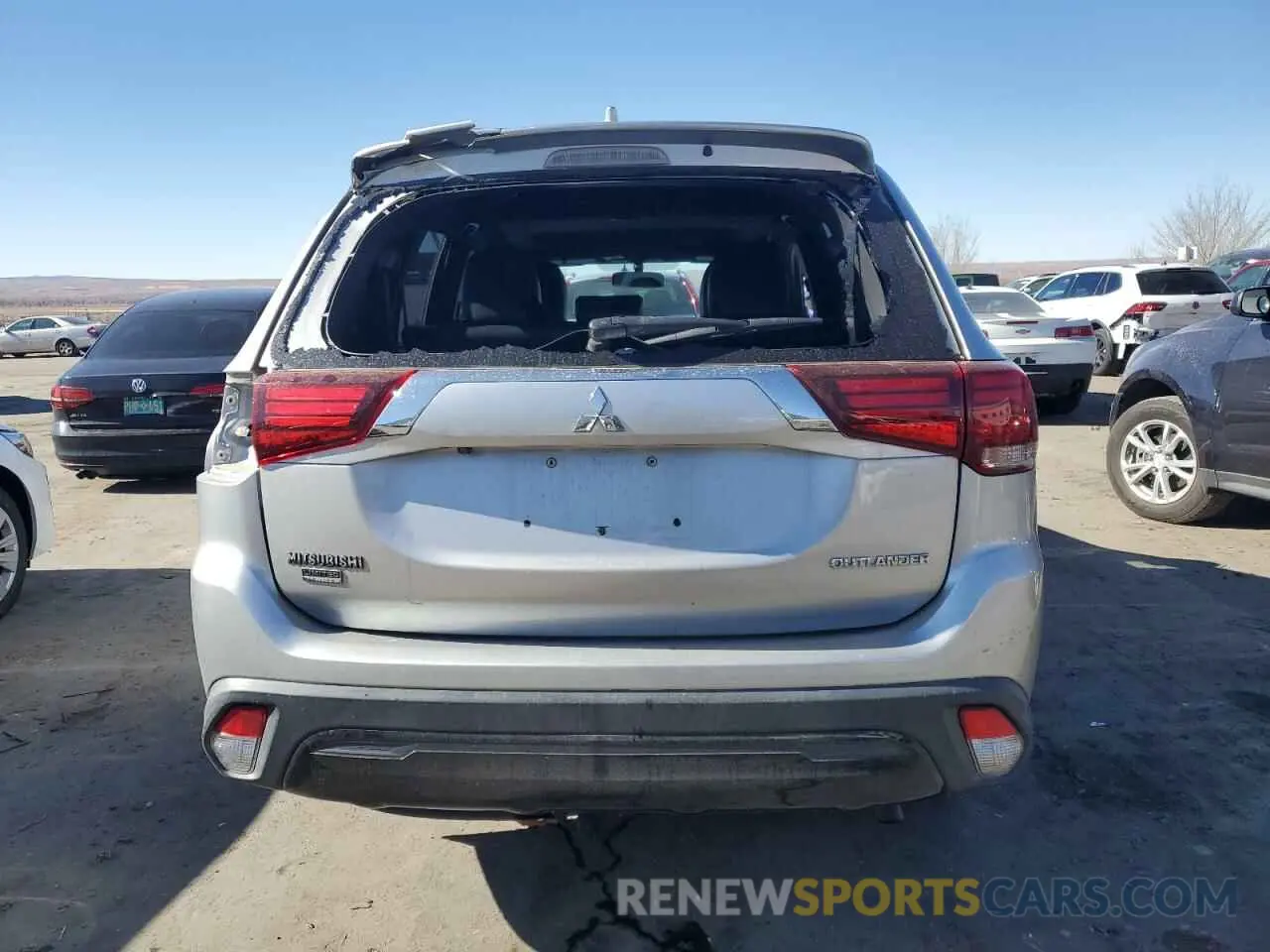 6 Photograph of a damaged car JA4AD3A35KZ025875 MITSUBISHI OUTLANDER 2019