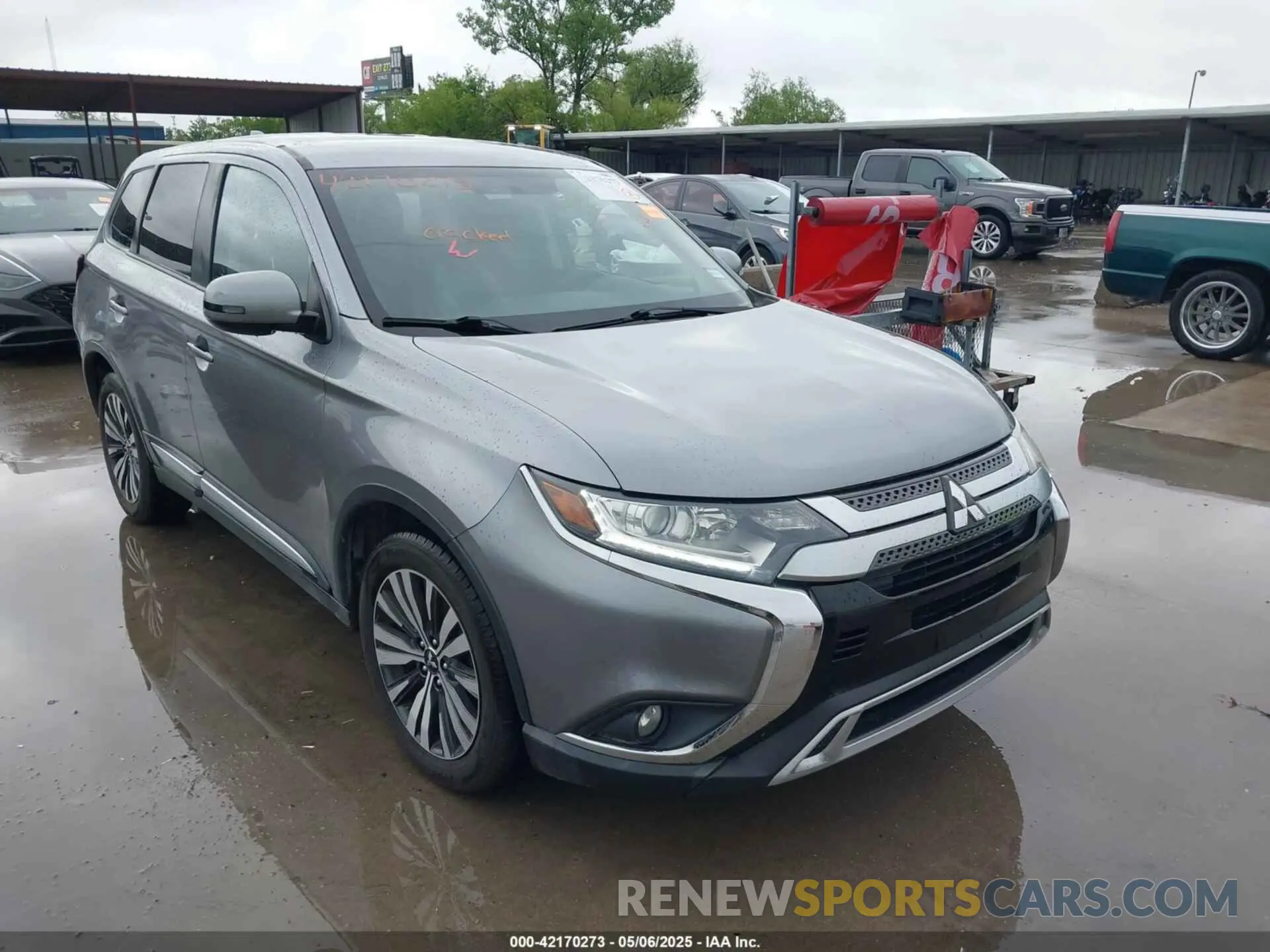 1 Photograph of a damaged car JA4AD3A35KZ026377 MITSUBISHI OUTLANDER 2019