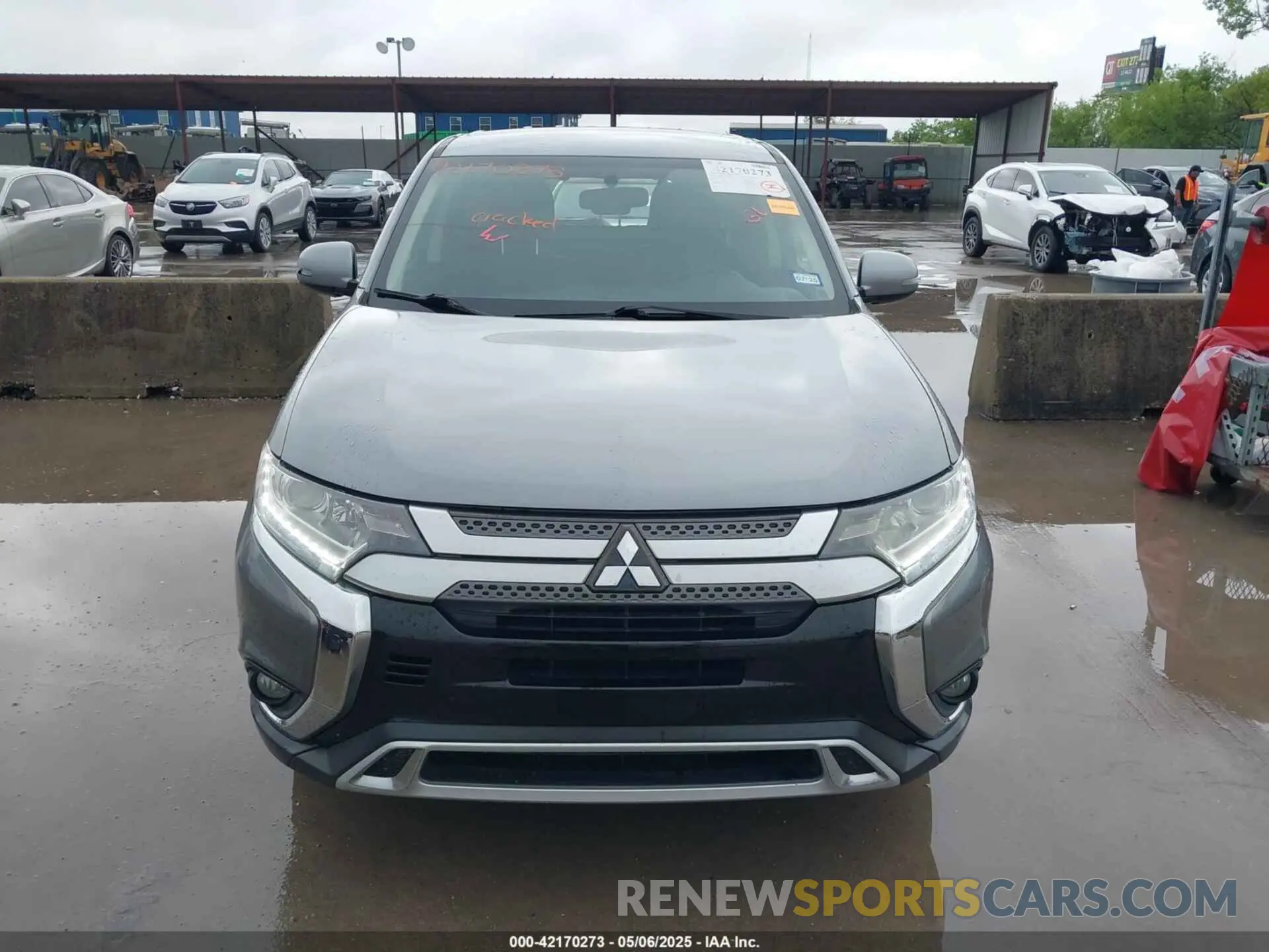 12 Photograph of a damaged car JA4AD3A35KZ026377 MITSUBISHI OUTLANDER 2019