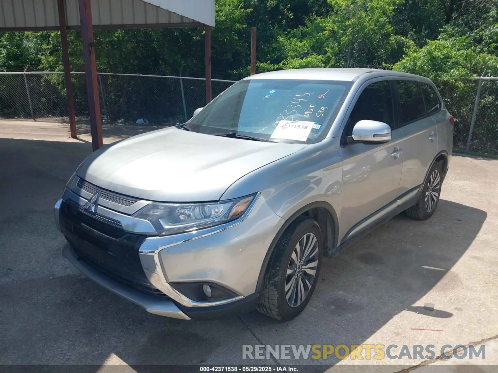 2 Photograph of a damaged car JA4AD3A35KZ033345 MITSUBISHI OUTLANDER 2019