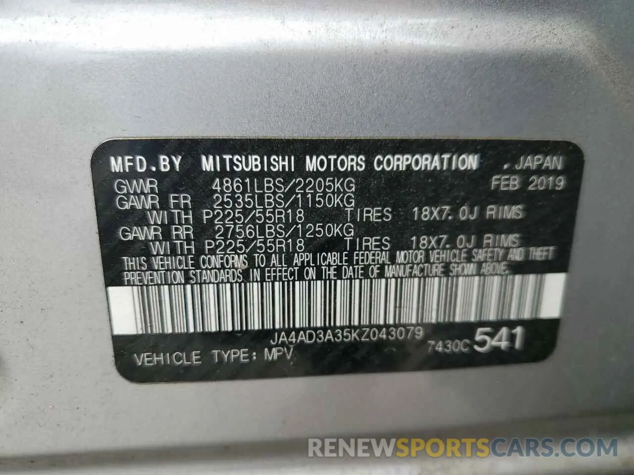 14 Photograph of a damaged car JA4AD3A35KZ043079 MITSUBISHI OUTLANDER 2019