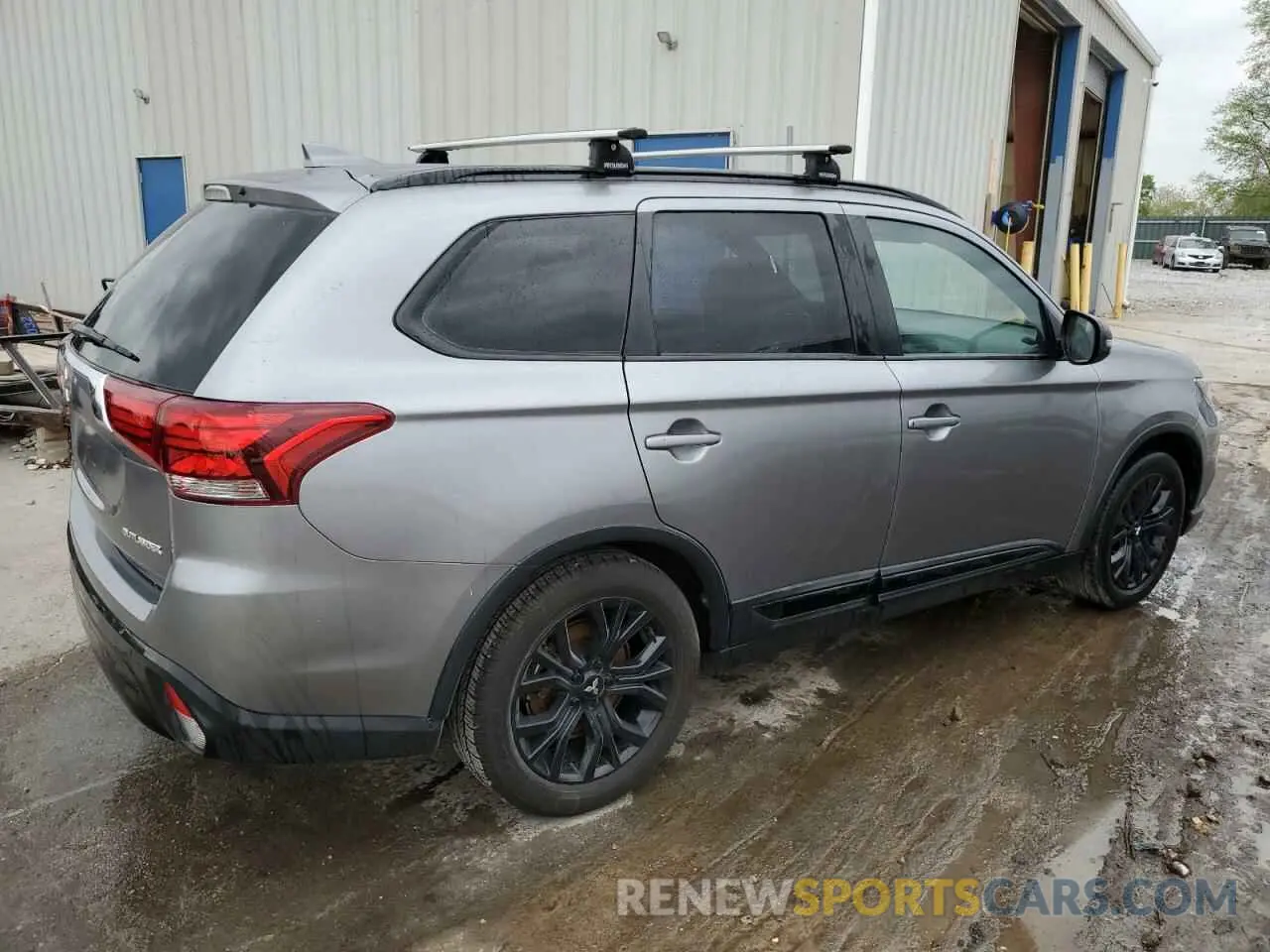 3 Photograph of a damaged car JA4AD3A35KZ049688 MITSUBISHI OUTLANDER 2019
