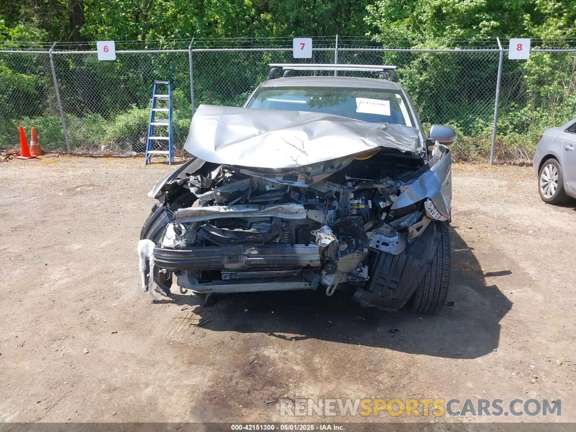 12 Photograph of a damaged car JA4AD3A35KZ051733 MITSUBISHI OUTLANDER 2019