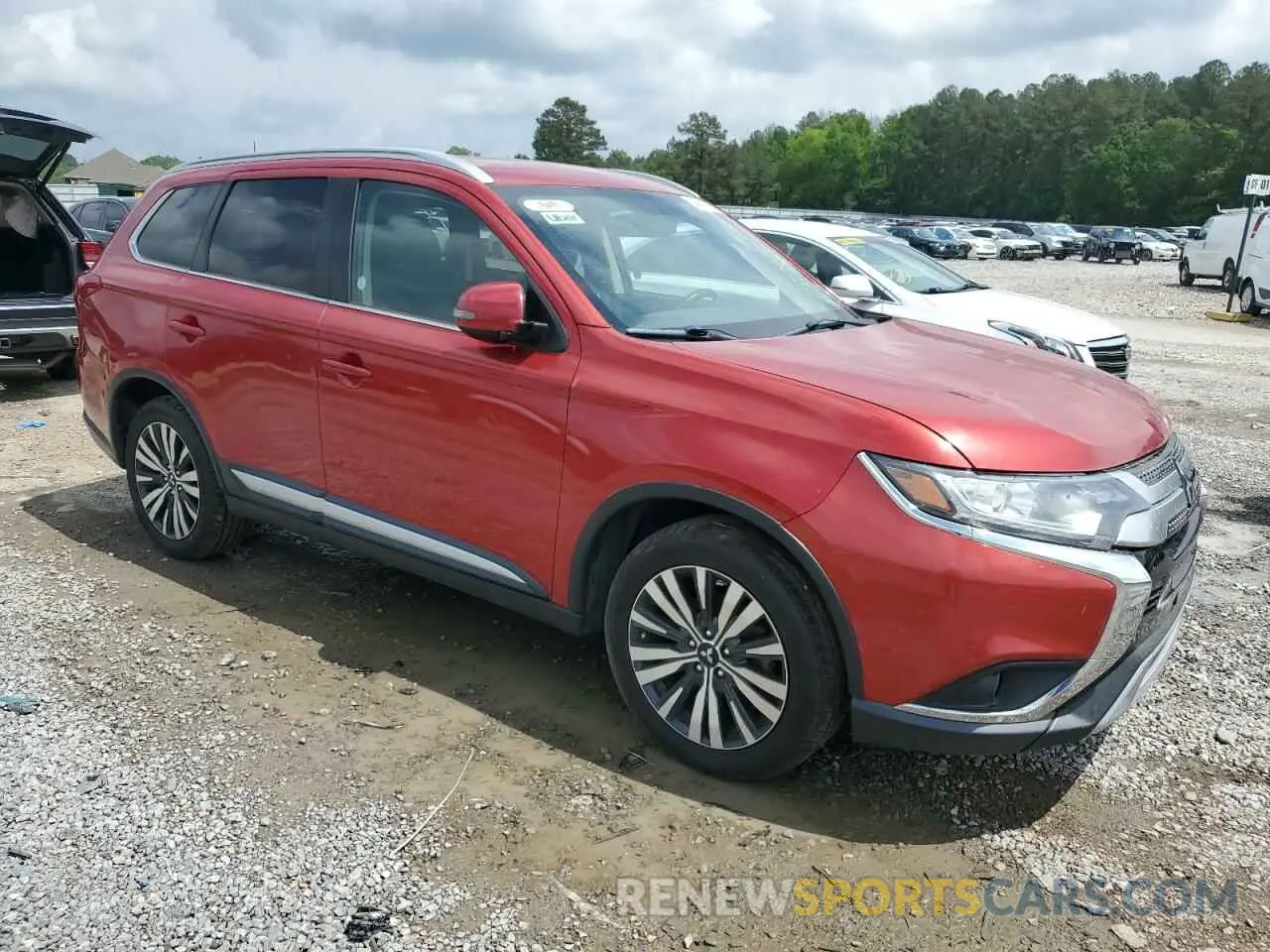 4 Photograph of a damaged car JA4AD3A36KZ038697 MITSUBISHI OUTLANDER 2019