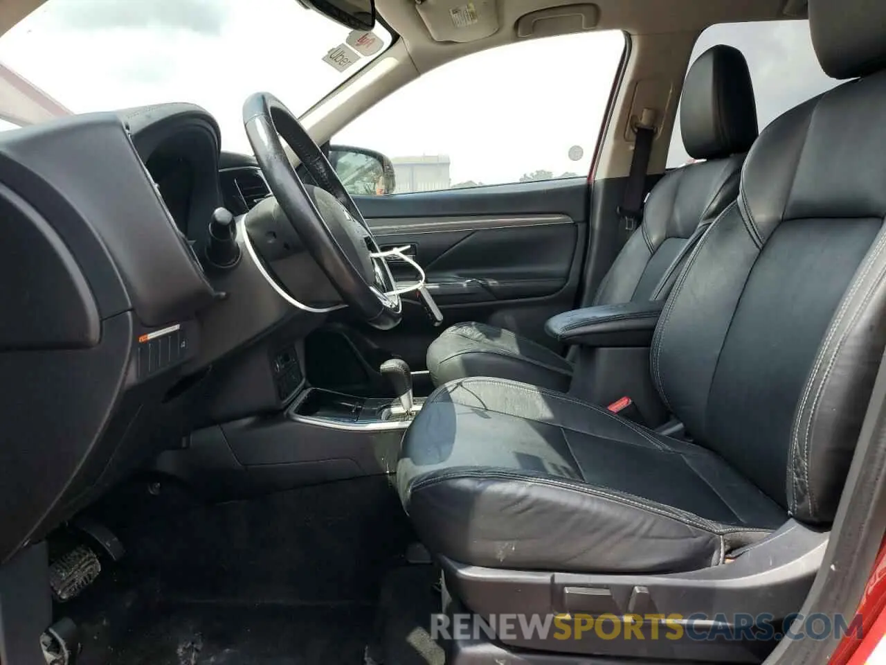7 Photograph of a damaged car JA4AD3A36KZ038697 MITSUBISHI OUTLANDER 2019