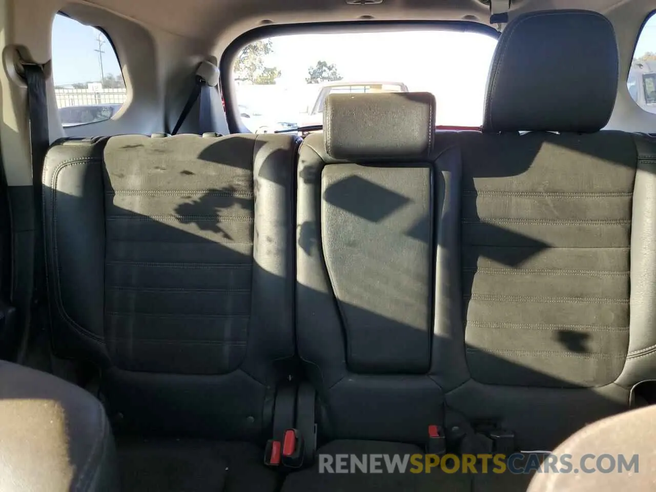10 Photograph of a damaged car JA4AD3A36KZ042734 MITSUBISHI OUTLANDER 2019