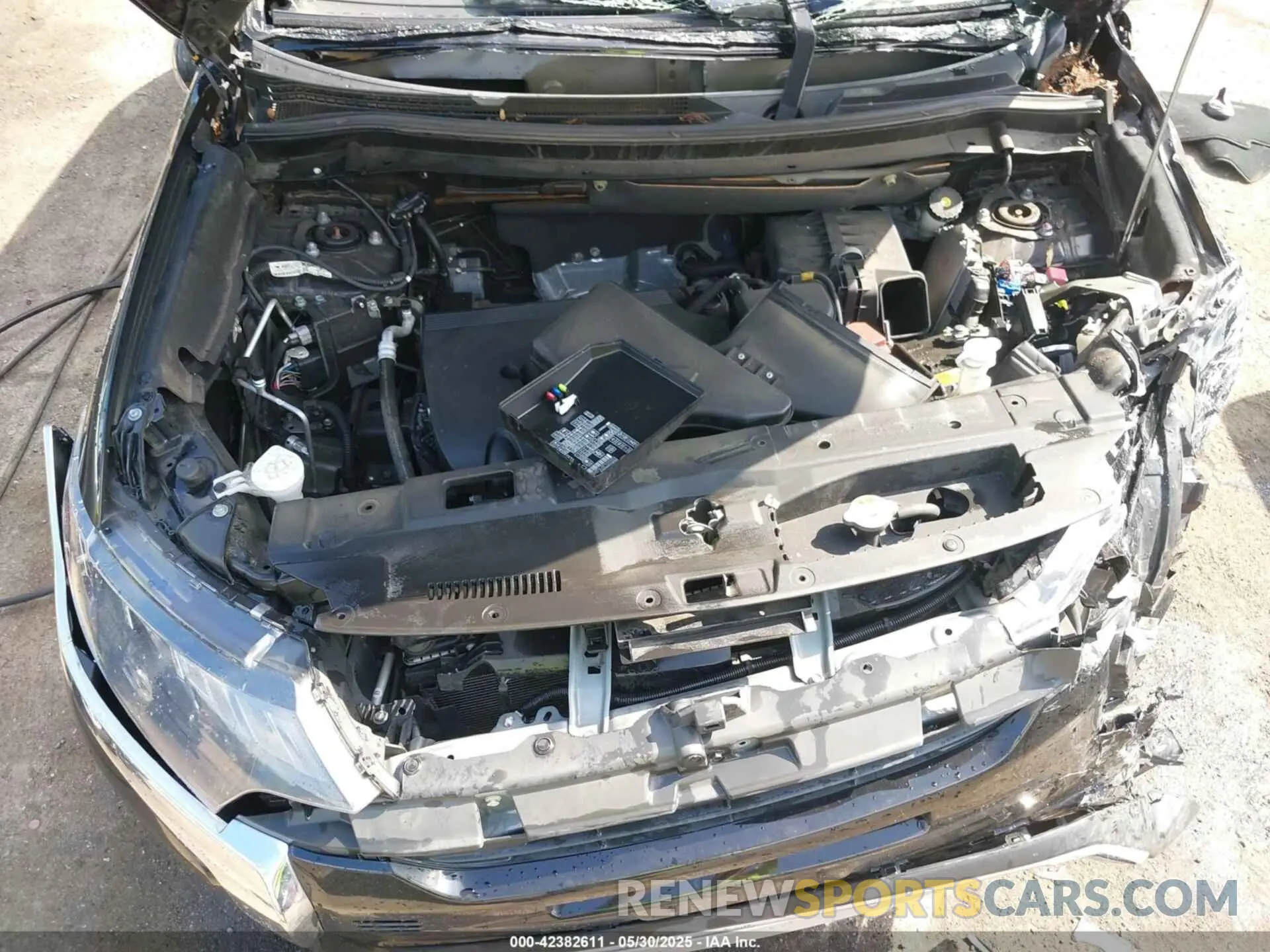 10 Photograph of a damaged car JA4AD3A36KZ049988 MITSUBISHI OUTLANDER 2019