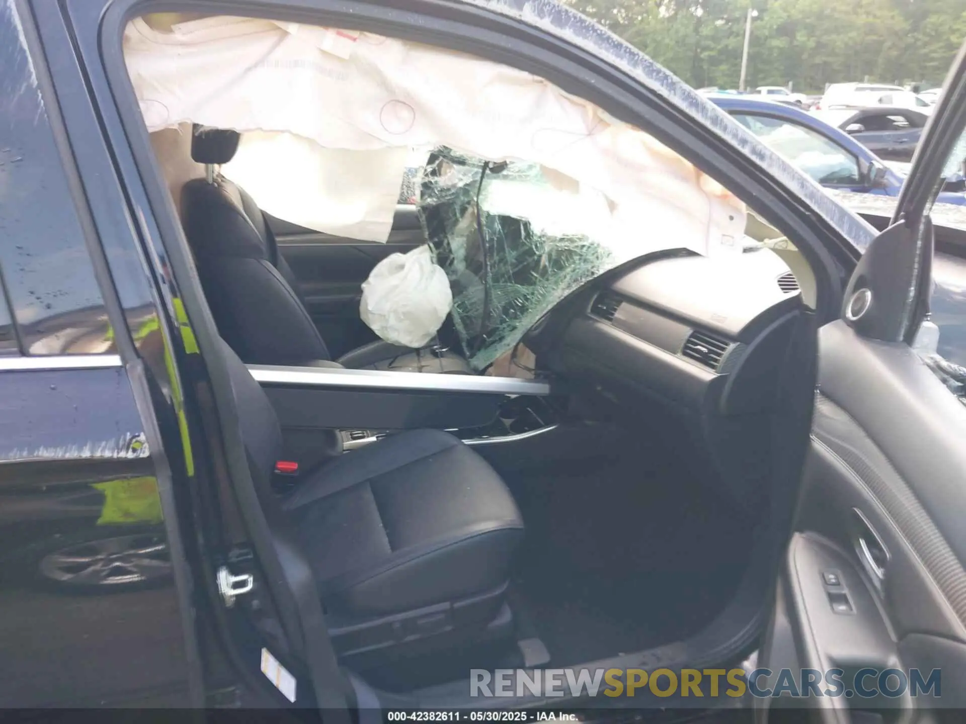5 Photograph of a damaged car JA4AD3A36KZ049988 MITSUBISHI OUTLANDER 2019